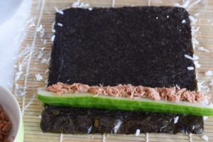 Inside-Out-Rolls Thunfisch - Sushi selber machen