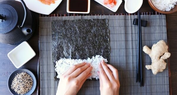 So gelingt der perfekte Sushi-Reis ganz einfach