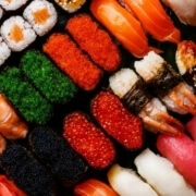 Besondere Sushi-Varianten die nicht jeder kennt